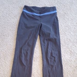 Gap flair yoga pants *free with other purchase*